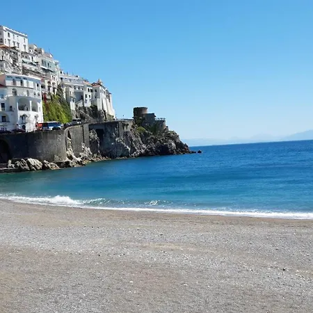 Вилла Ancient Medieval Chapel