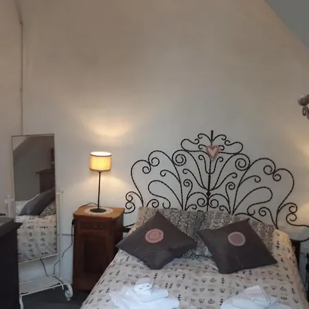 Ancient Medieval Chapel Вилла Амальфи