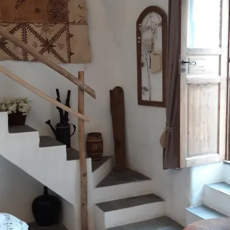 Ancient Medieval Chapel Вилла Амальфи